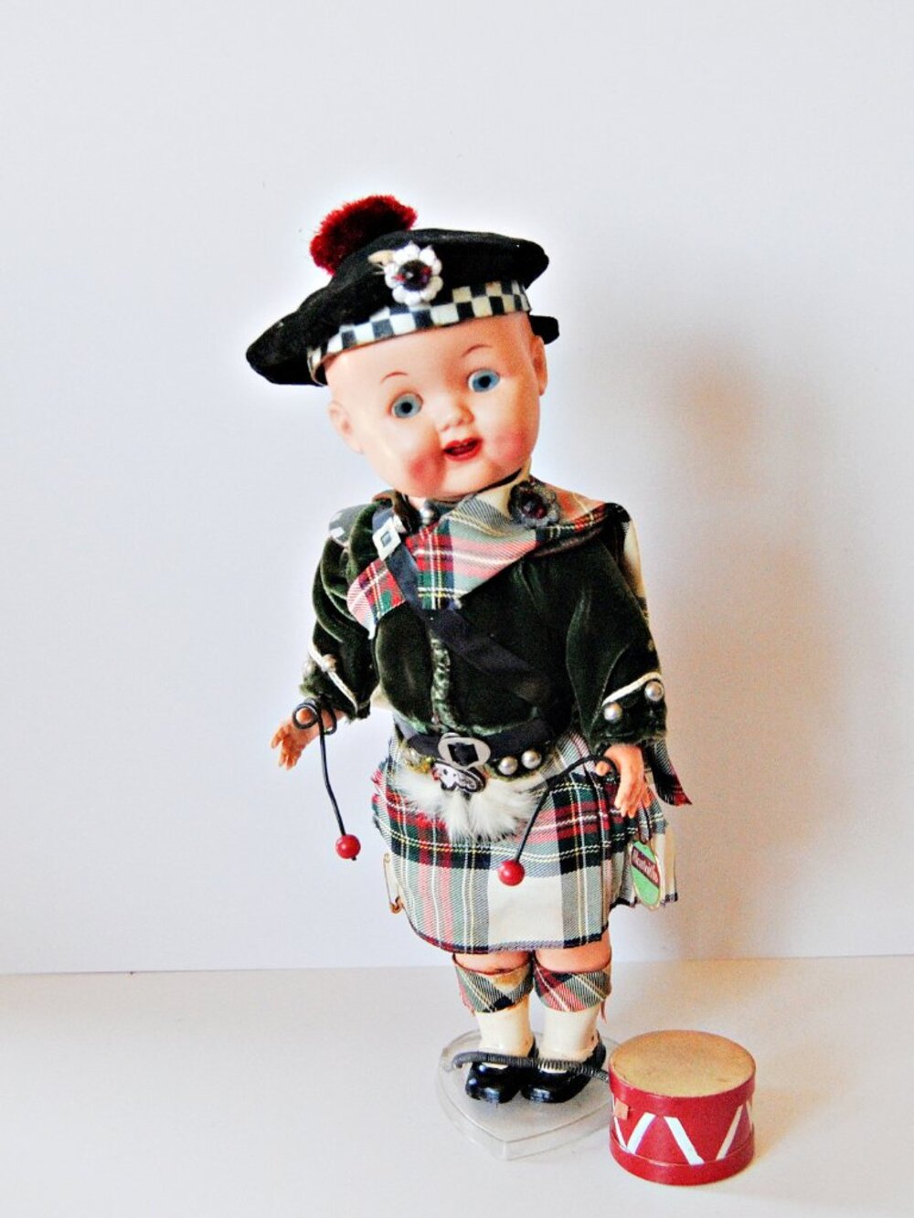 Vintage Scotland Walker Doll Monteiths of Glasgow Athole 12" W/ Original Box